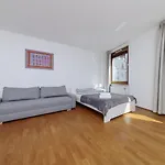 Apartament Near The Us Embassy *