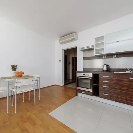 Daire Near The Us Embassy